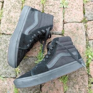 Vans black on black leather high top sneakers shoes unisex Mens 8 Womens 9.5